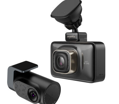 Kamera do auta 4K je oblíbeným doplňkem nejen na dlouhé cesty