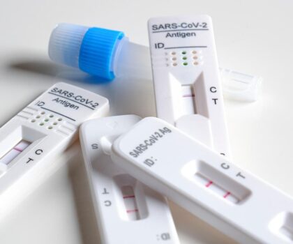 Test na covid nebo chřipku: jak se správně rozhodnout